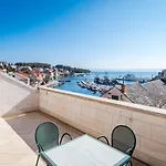 招待所 And With A Swimming Pool Sumartin, Brac - 13483 苏曼婷